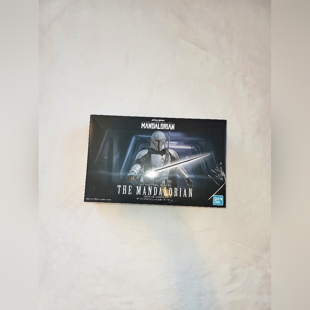 Bandai Star Wars Mandalorian 1/12 Model Kit – Beskar Armor